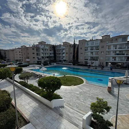 Sunset Vacation At Elysia Park Appartement Paphos