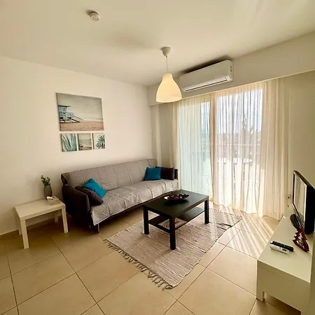 Sunset Vacation At Elysia Park Appartement Paphos